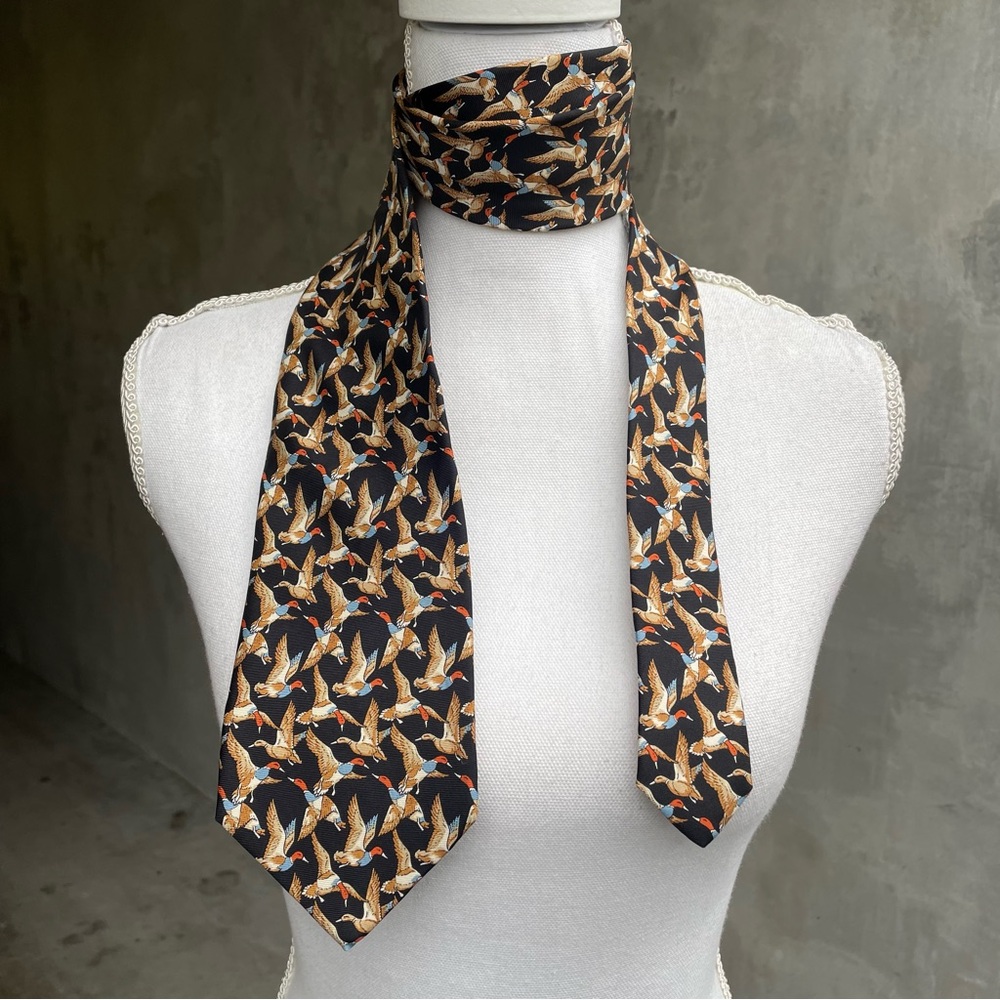Vintage 80s Silk Duck Tie